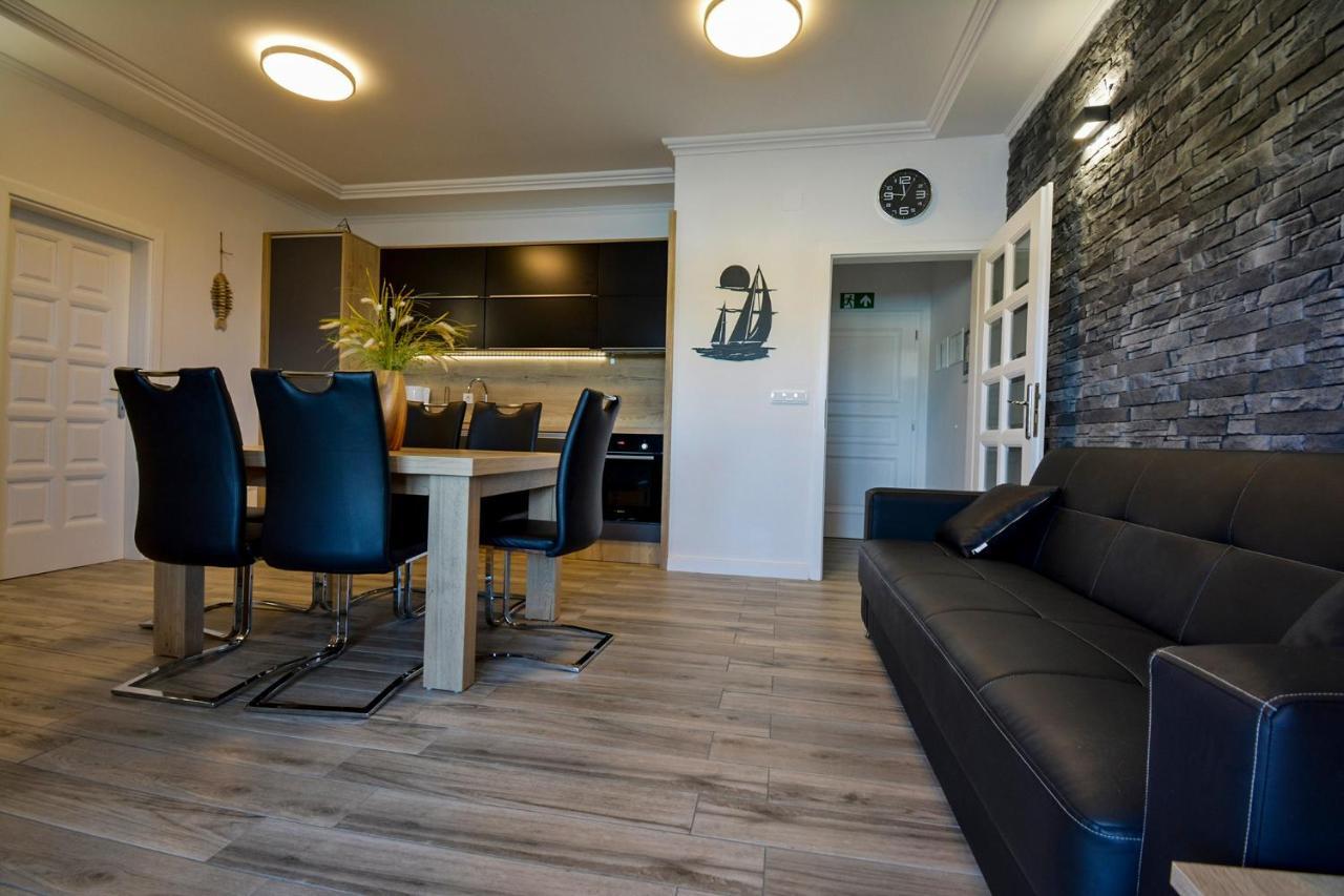 Apartment 10 In Villa Petrac Banjol Kültér fotó